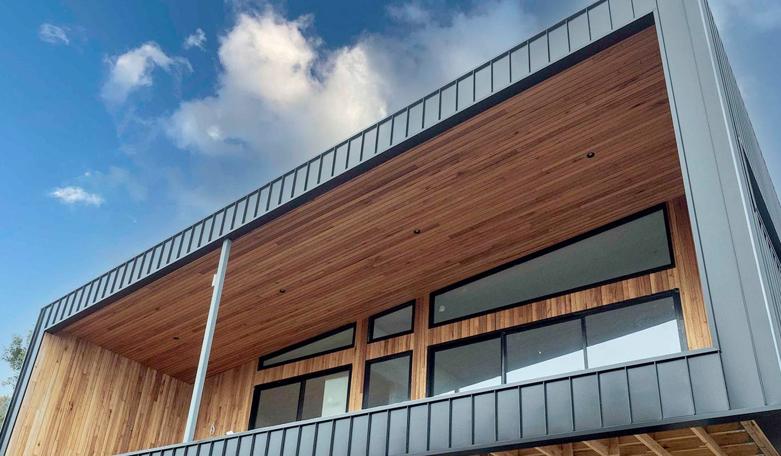 Silvertop Ash Timber Cladding